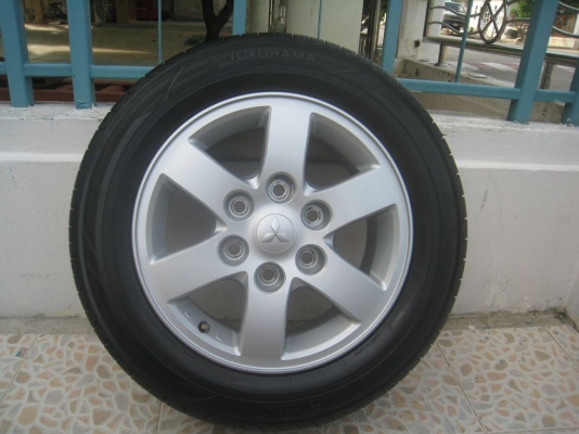 ขายล้อแม็กเดิม mitsubishi pajero 16"  6/139 +ยางปี 10 (081-3747940)