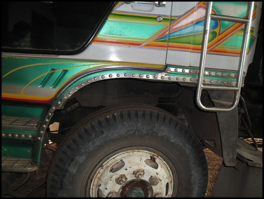 สิบล้อ 3H เครื่อง  260 สภาพสวยๆ พร้อมใช้งาน