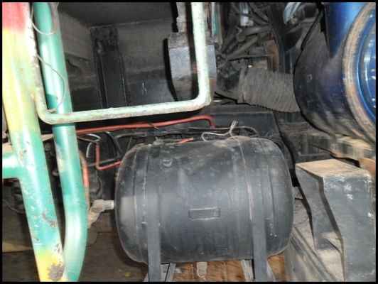 สิบล้อ 3H เครื่อง  260 สภาพสวยๆ พร้อมใช้งาน