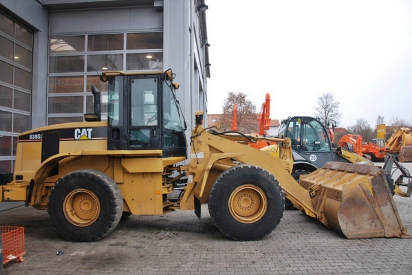 CATERPILLAR  938 G  SN  6WS00744