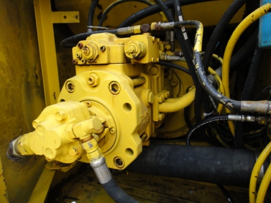 ขายรถขุดเก่านอก KOBELCO SK120-3 mark III