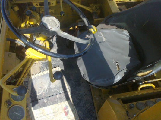 ขายรถตักเก่านอก KOMATSU JH60