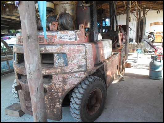 โคมัสสุฟอร์คลิฟต์  5ตัน สภาพดี ราคาจิ๊บๆ