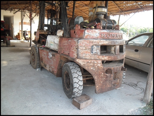 โคมัสสุฟอร์คลิฟต์  5ตัน สภาพดี ราคาจิ๊บๆ