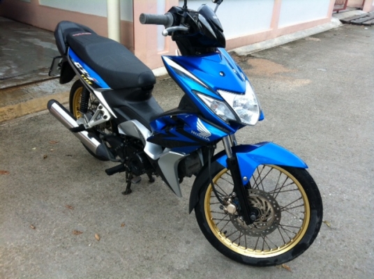 Honda Cz i