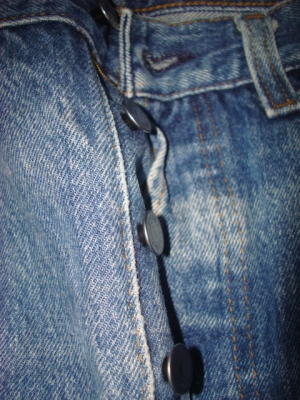 #7911# ยีนส์ลีวายส์ 501 ผ้าทราย ของแท้ มือสอง เอว35 ยาว28 made in usa ก้านดำ แป๊กเงิน รุ่นเก่า