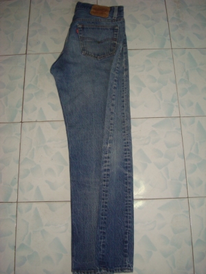 #7911# ยีนส์ลีวายส์ 501 ผ้าทราย ของแท้ มือสอง เอว35 ยาว28 made in usa ก้านดำ แป๊กเงิน รุ่นเก่า