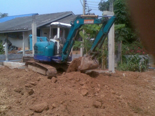ขายรถขุด KOMATSU PC40 รถพร้อมใช้งานครับ