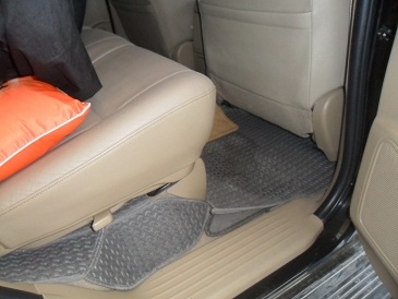 ขายพรมกะดุมfortuner-มือสอง ขายถูก