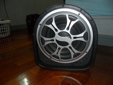 ขายตู้ซับ zulex สภาพสวย เดิมๆ สวยทุ้มนุ่มึก เคลื่อนย้ายก้อง่าย