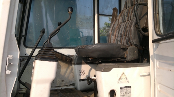 ขายรถแม็คโคร PC 100-5 เอกสารเล่มทะเบียน