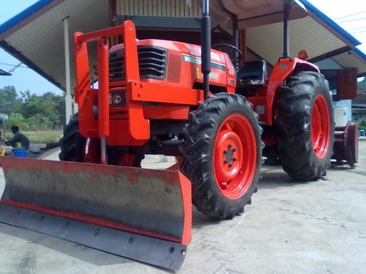 ขายรถไถคูโบต้าM-5000 ใบดันดินหน้า โรตารี่ พร้อมใช้ครับ ส่งรถแล้ว26/11/55 นครไทย
