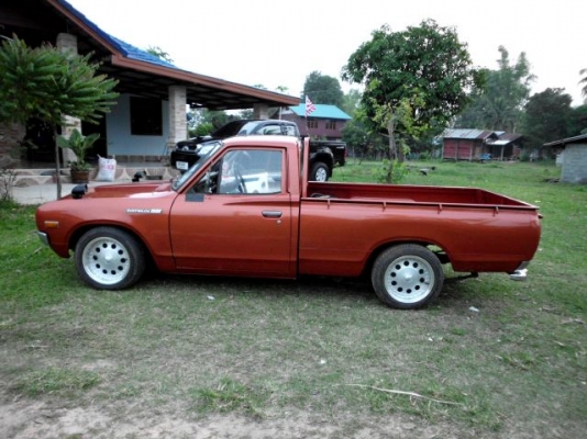 (จองแล้ว)ขายดัทสันช้างเหยียบ620สวยๆจบๆ(ลดราคาสุดๆต้องการใช้เงิน 95000ด่วนมาก่อนได้ก่อนคับ)รถวิ่ง120ยังเหลือเครื่องแน่นๆ ออฟชั่นเพียบ รายละเอียดเข้าไปดูข้างในเลยคับClassic car sales and looking for datsun 620 old car conservation.เลยคับ