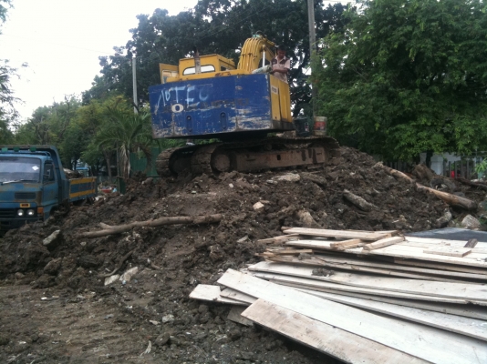 ขาย รถแบคโฮ KOMATSU PC60-5