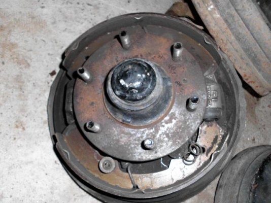 ขายดุม620เดิมๆ(ดรัมท์เบรค)สภาพสวยมากๆเดิมๆผ้าเบรคหนาๆลดสุดๆ2200ไม่ขาย เอาไปเลย1200งดต่อคับมาก่อนได้ก่อนคับ