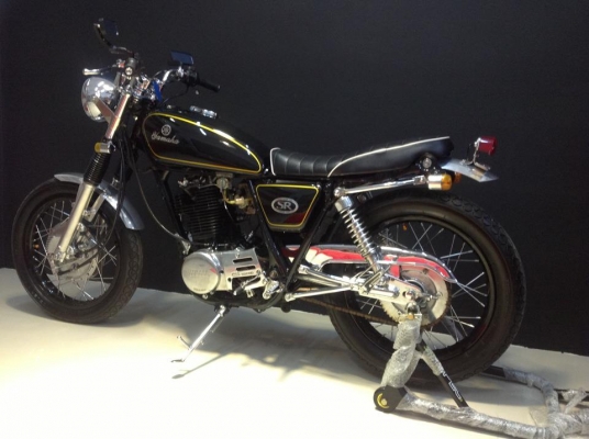 นุรังสิต//// ขายSR400 สภาพเทพๆ สวยๆ เครื่องสดเเน่น  คุ้มสำหรับคนใช้ 59900 ต่อรองนิดหน่อย