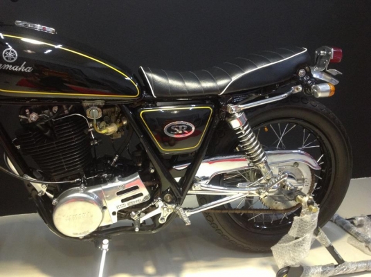 นุรังสิต//// ขายSR400 สภาพเทพๆ สวยๆ เครื่องสดเเน่น  คุ้มสำหรับคนใช้ 59900 ต่อรองนิดหน่อย