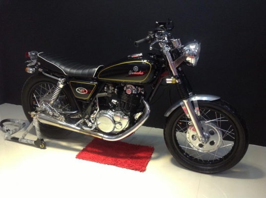 นุรังสิต//// ขายSR400 สภาพเทพๆ สวยๆ เครื่องสดเเน่น  คุ้มสำหรับคนใช้ 59900 ต่อรองนิดหน่อย