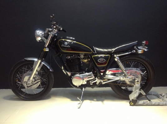 นุรังสิต//// ขายSR400 สภาพเทพๆ สวยๆ เครื่องสดเเน่น  คุ้มสำหรับคนใช้ 59900 ต่อรองนิดหน่อย