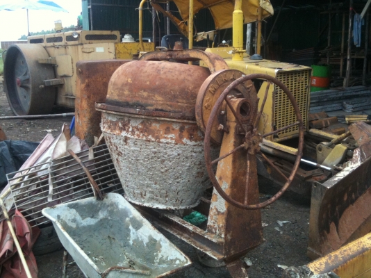 ขายโม่ผสมปูน สภาพดี