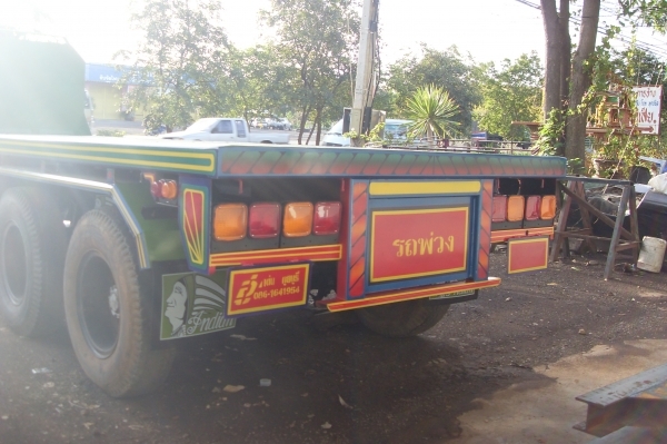 ขายลูกพ่วง 3เพลา ปี55 ชุดโอนพร้อมทะเบียนเต็ม ขาย 360,000.-