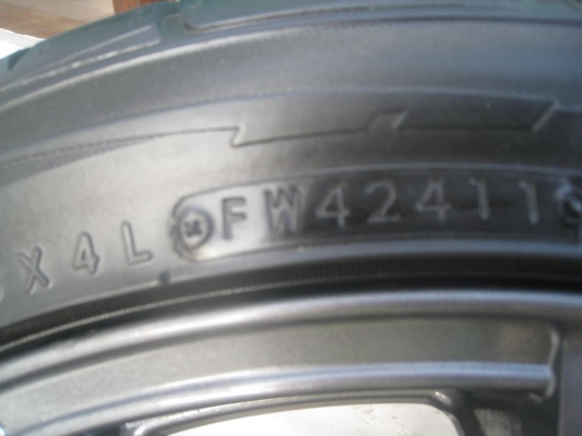 ขายล้อแม็ก enkei tunning sc22 17"x7" 4/100,114 et40+ยาง(081-3747940)