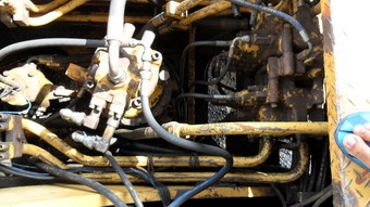 สุดยอดแบ็คโฮจากsamsung 210(volvoผลิตให้)เครื่องคัมมิน132แรงขายถูกกว่าเมืองนอก