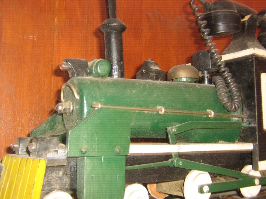 โทรทัพศ์ รถไฟโบราณ ขาย เมืองกาจ แล้วคับ โทรทัพศ์ รถไฟโบราณ ขาย เมืองกาจ แล้วคับ