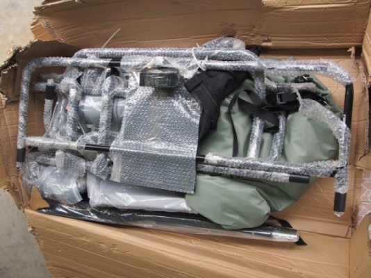 ขายเรือยาง Pontoon พร้อมมอเตอร์ ของใหม่แกะกล่อง