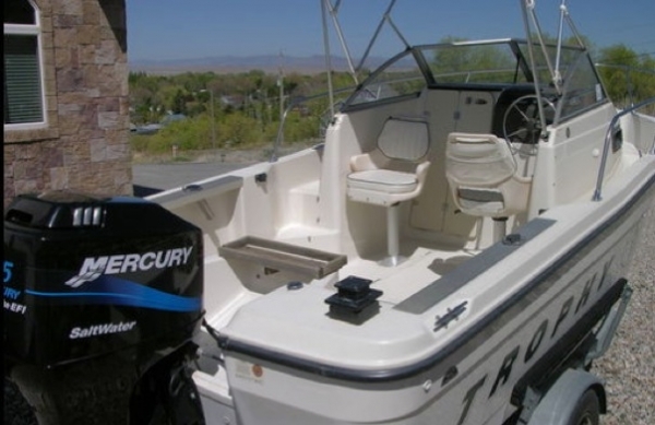 ขายเรือ Bayliner Trophy 19 ฟุต เครื่อง Mercury4stroke