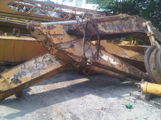 ขายแขนแบคโฮ PC200 + วงสวิง