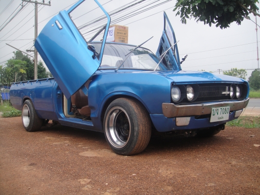 ขาย ดัสสัน 620  5 ขอ เครื่องเดิม สีสวย แม็ก 15 ประตูปีกนก ติดแก๊สแล้ว เครื่องเสียงชุดใหญ่