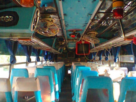 ขายด่วน รถบัสพัดลมชั้นครึ่ง ขายด่วน รถบัสพัดลมชั้นครึ่ง