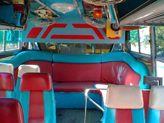 ขายด่วน รถบัสพัดลมชั้นครึ่ง ขายด่วน รถบัสพัดลมชั้นครึ่ง