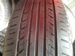 ขายยาง185/55/15 ปี 09 THUNDEAER MACH 1 ชุด ราคา : 2,000.00 บาท