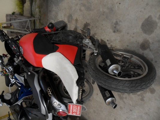 ขาย vt 250 f ตามสภาพตามรูปเลยครับรถไม่มีเอกสารครับ