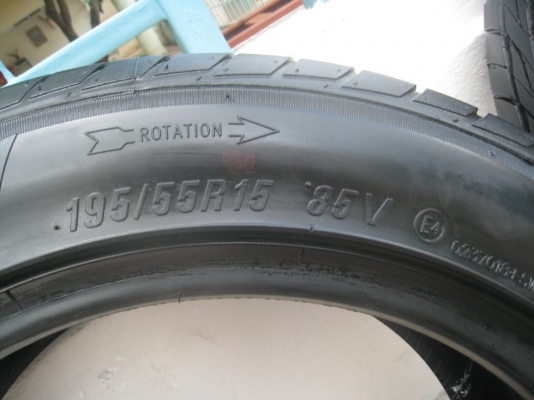 ขายยาง maxxis victra i-pro 195/55r15 ปี12  1 คู่ (081-3747940)