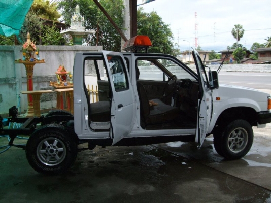 มาสด้า แฟมมีเรีย เดิม ครบ เหมือนไหม่