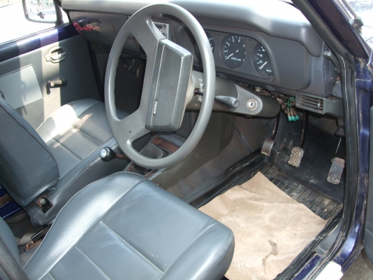 มาสด้า แฟมมีเรีย เดิม ครบ เหมือนไหม่