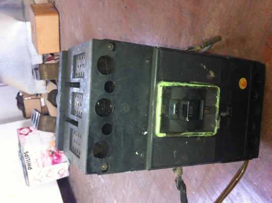 ขายเบรคเกอร์150Aครับ