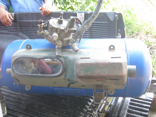 ขายถังแก๊สพร้อมหม้อต้มถอดมาจากแท็กซี่