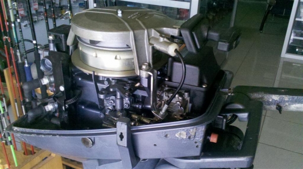 ขาย ยามาฮ่า 8 แรง หางสั้น 17นิ้ว สภาพงามๆตามรูป ราคา 25000 บาท