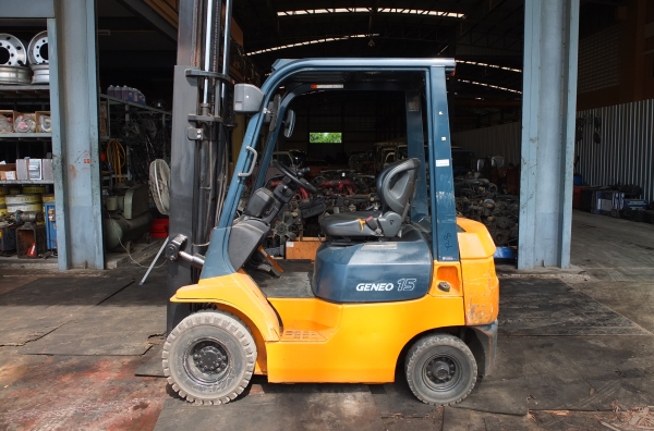 รถฟอร์คลิฟต์ โตโยต้า 1.5ตัน รุ่น 7 สูง 3ม. บินซิน งาสไลย์