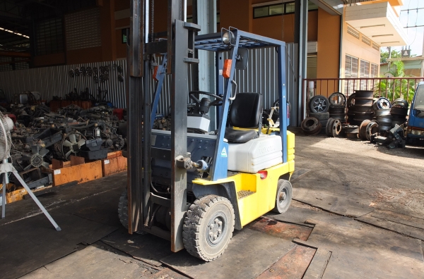 รถฟอร์คลิฟต์ โตโยต้า 1.8ตัน รุ่น 5 สูง 3ม. บินซินและLPG 2ระบบ
