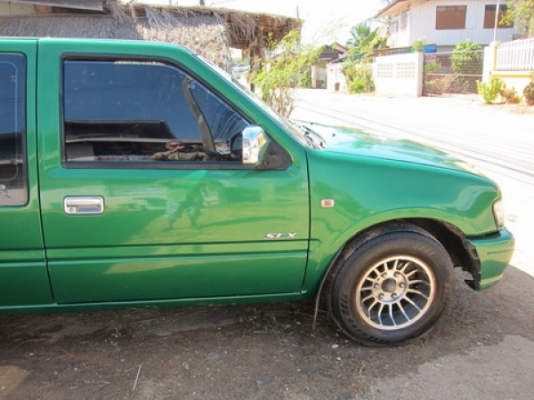 ลดราคารับปีใหม่ISUZU TFR 2.5 สีเขียวมรกต สภาพงามๆ