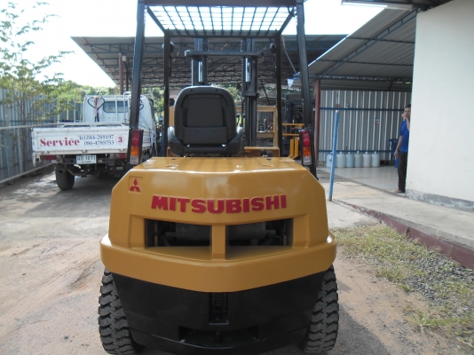 ขายด่วนรถยก MITSUBISHI  FD35 เครื่องยนต์ดีเซล S6E เกียร์ออโต้ เสาสูง 3 เมตร ยางใหม่ 4 เส้น