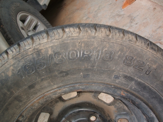 ขายล้ออะใหล่ 13" ยางดี 400 จ้า ขายล้ออะใหล่ 13" ยางดี 400 จ้า