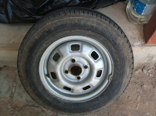 ขายล้ออะใหล่ 13" ยางดี 400 จ้า