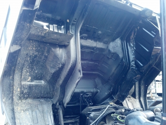 ต้องการขาย หัวลาก 10 ล้อ FUSO ยูโร1 เครื่อง 6D16 เทอร์โบ อินเตอร์คูลเลอร์ ติดแก๊ส 8 ถัง