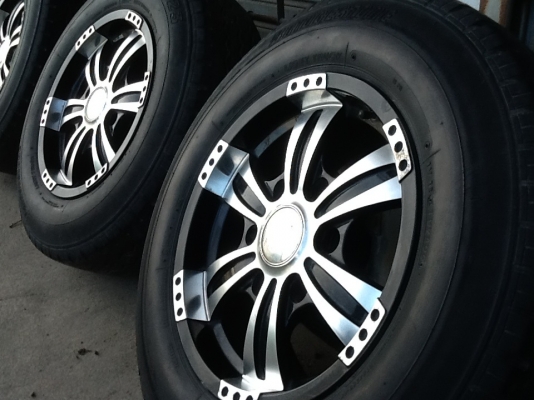 ขายแม็กขอบ15 6รู พร้อมยาง